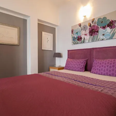 Paula Apartament Bol