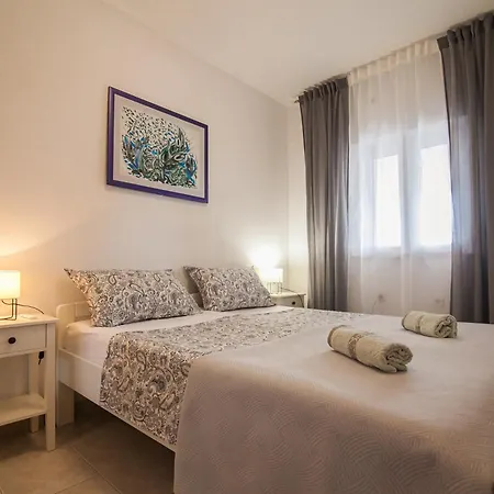 Paula Apartament Bol