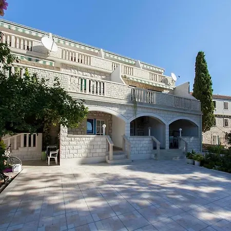 Apartament Paula Bol